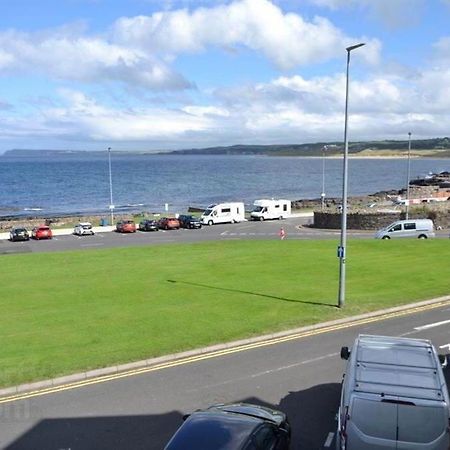 Causeway View Large Pet Friendly Seafront House, See Dolphins Portrush Exterior photo